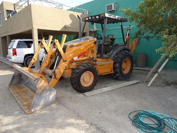 Used CASE 580SM - BACKHOES
