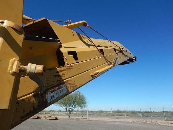 Used 2011 CATERPILLAR PM201(COLD PLANER) - PAVING EQUIPMENT