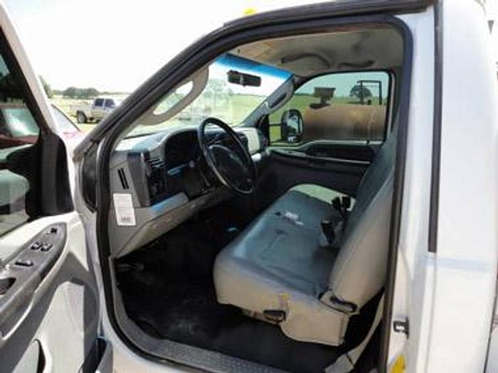 Used 2005 FORD F550 - TRUCK