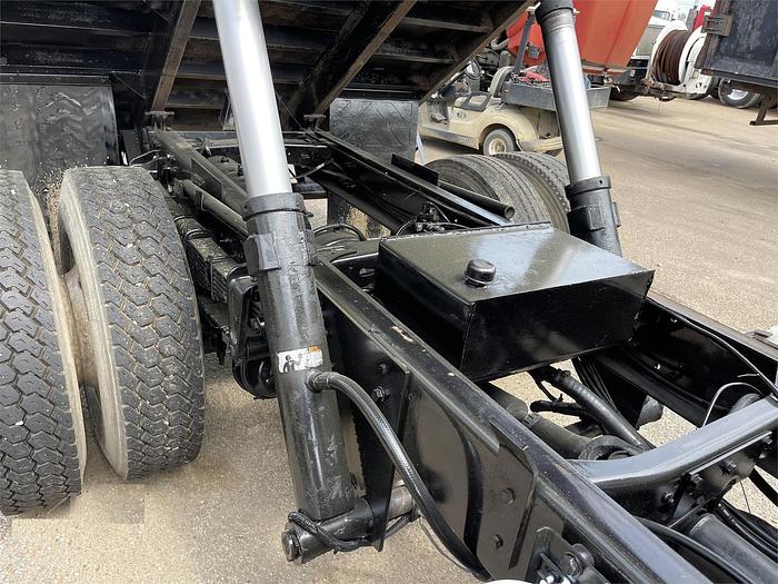 Used 1999 FREIGHTLINER FL70  - DUMP TRUCK