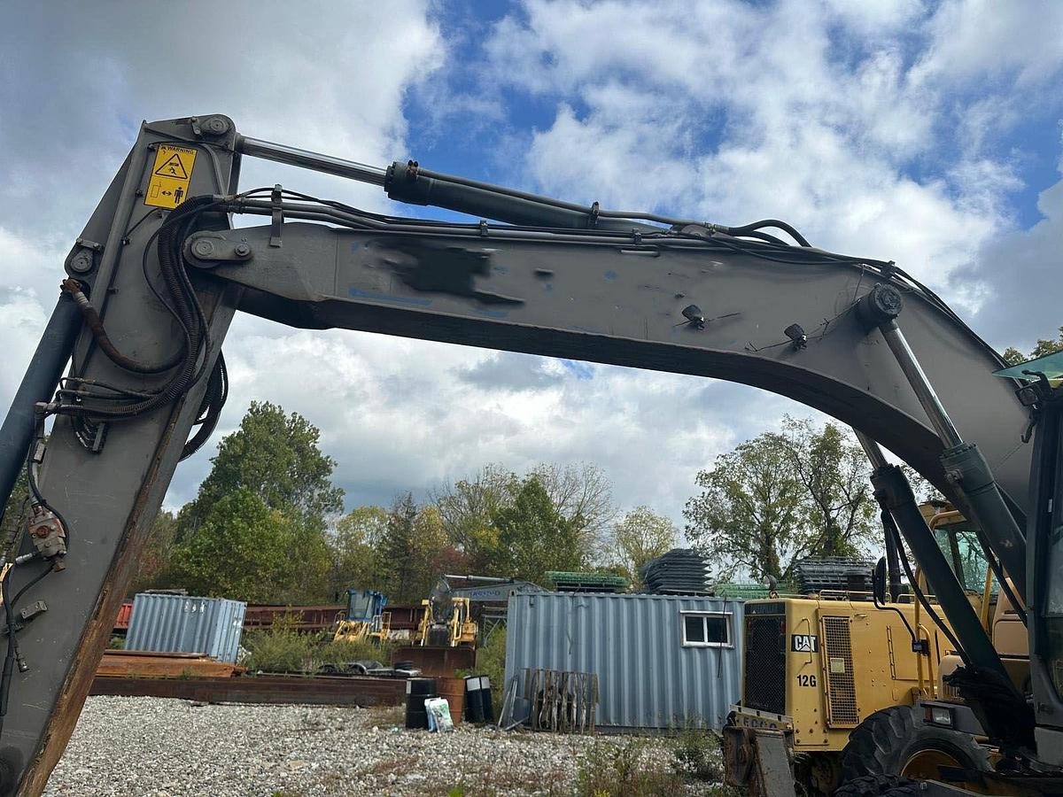Used 2007 VOLVO EW180C - EXCAVATORS