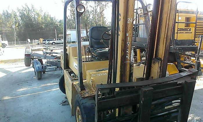 Used 1990 CATERPILLAR R80 - FORKLIFTS