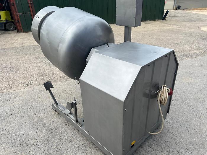 Used 200L VACUUM TUMBLER