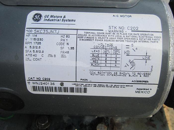 Used Pump, Vacuum, 0.25 Hp, Douseal, Mdl 1403 #S739483