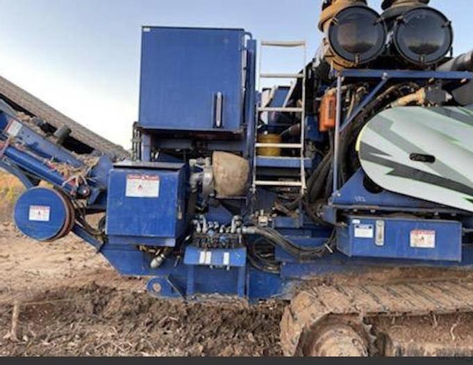 Used 2014 Peterson 4810B On Tracks