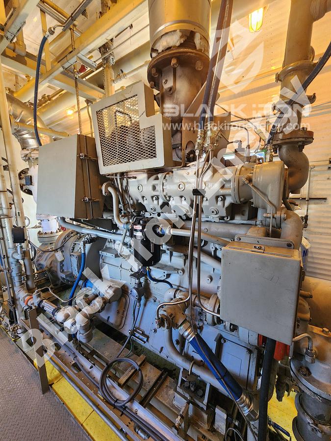 Used 392 hp Waukesha F18GL-LCR Natural Gas Engine c/w Silencer (Tag K-2760)