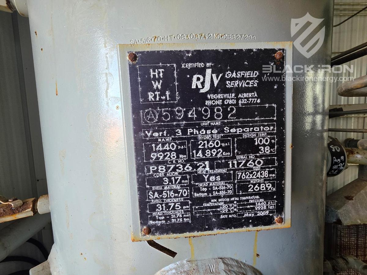 Used 30" x 10', 1440 Psi, Vertical w/ 400BBL Tank - Separator #