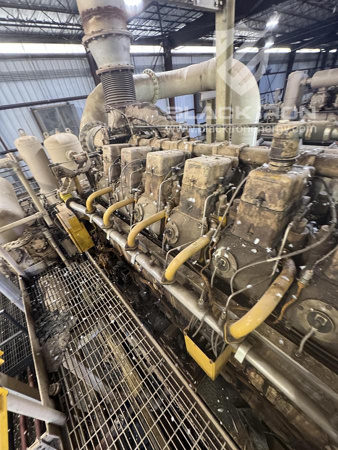 Used 2370Hp CAT 3608, Superior WH64 2 Stage Sour