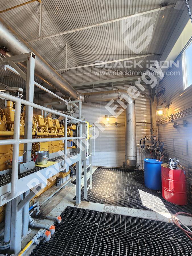 Used 2370 hp Caterpillar G3608-A3 natural gas engine c/w EJW/TAW Cooler, Air Intake, Silencer, & Hot Start (Tag K-5800)