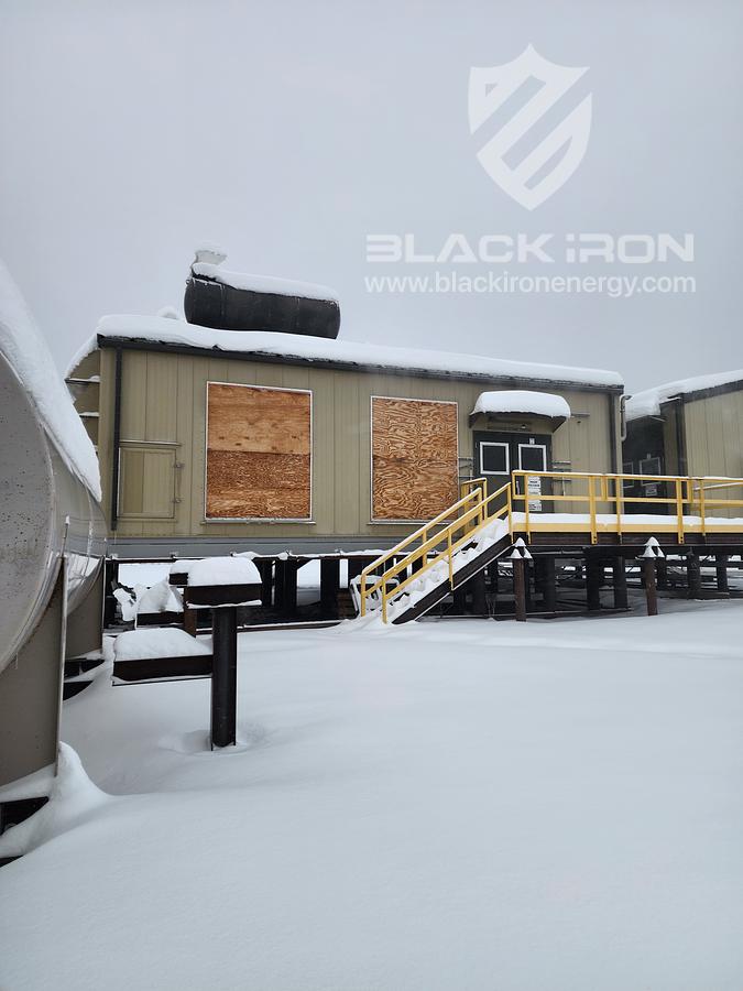 New Surplus Dual 1000 kW Nat Gas/Diesel Genset Package