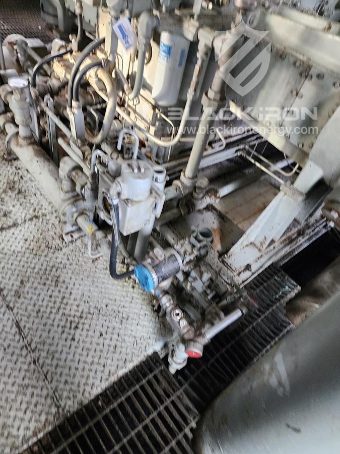 Used Wauk 7042GSI, Ariel JGK4, Reciprocating, 3 stage sweet