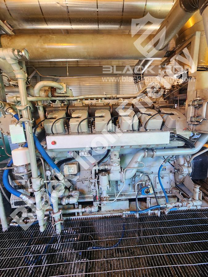 Used 1480 hp Waukesha L7042GSI Natural Gas Engine c/w Silencer/Catalytic Converter (Tag K-1220)