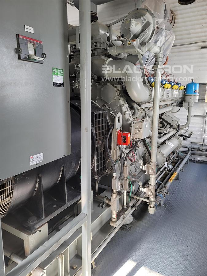 Used P48GL Dual Genset 700KW Nat Gas