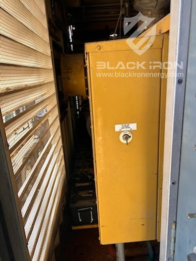 Used 1000 kW Cat XQ1000G Natural Gas Mobile Generator
