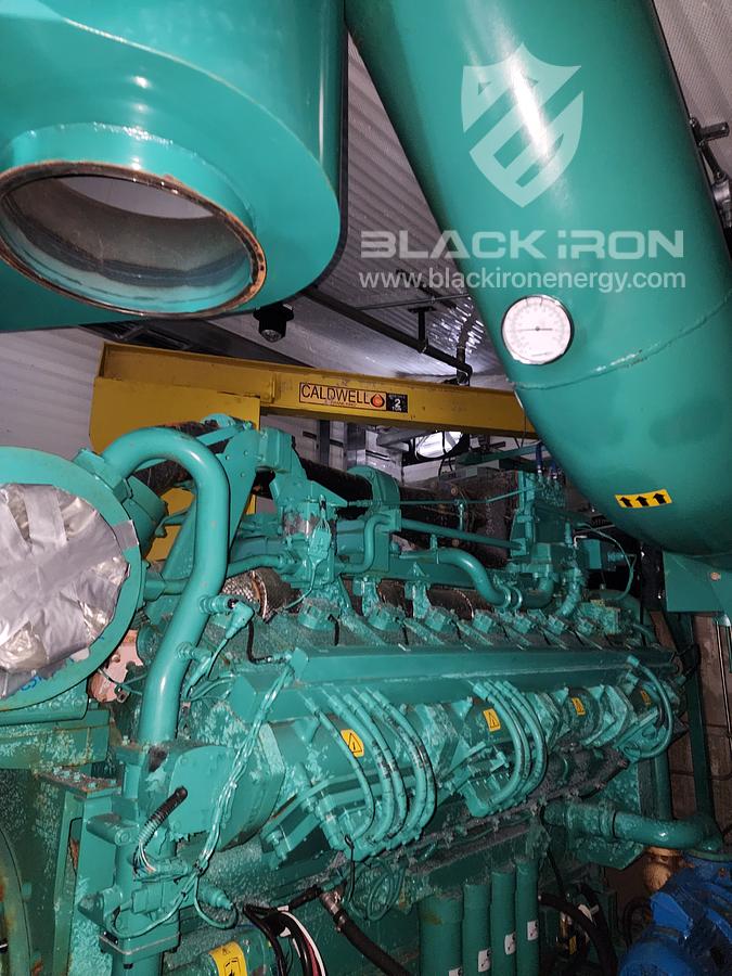 New Surplus Dual 1000 kW Nat Gas/Diesel Genset Package