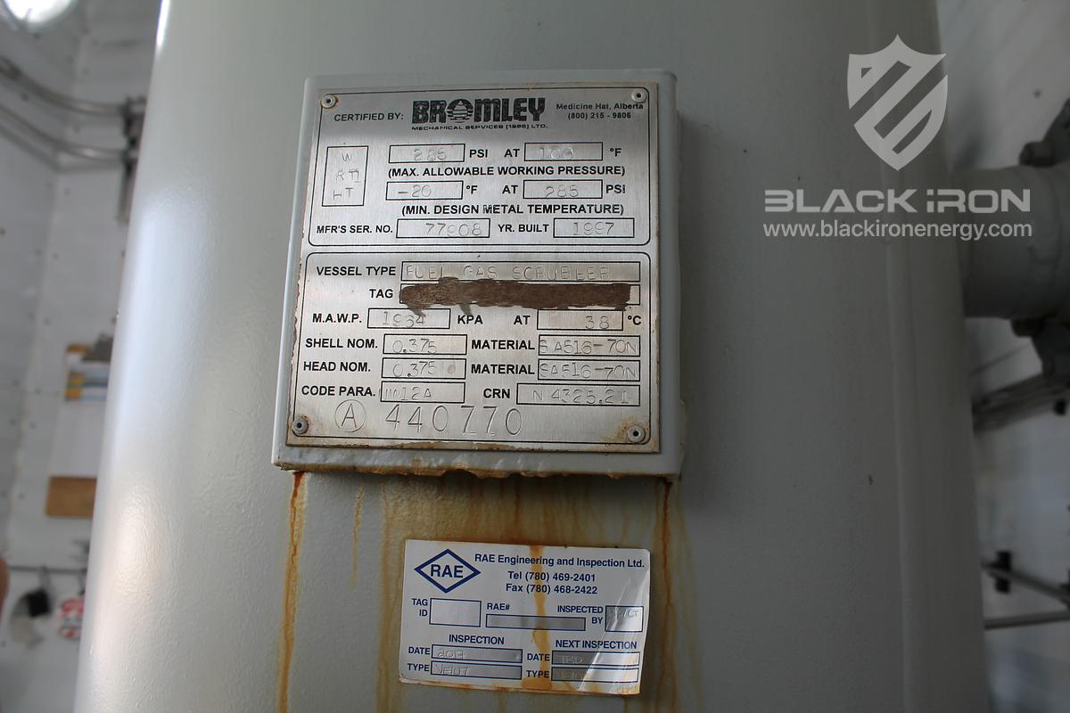 Used Fuel Gas Scurbber, 24" dia. x 60" S/S x 285 psig MAWP