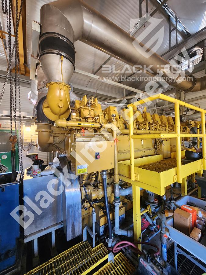 Used 2370 hp Caterpillar G3608-A3 natural gas engine c/w EJW/TAW Cooler, Air Intake, Silencer, & Hot Start (Tag K-2800)