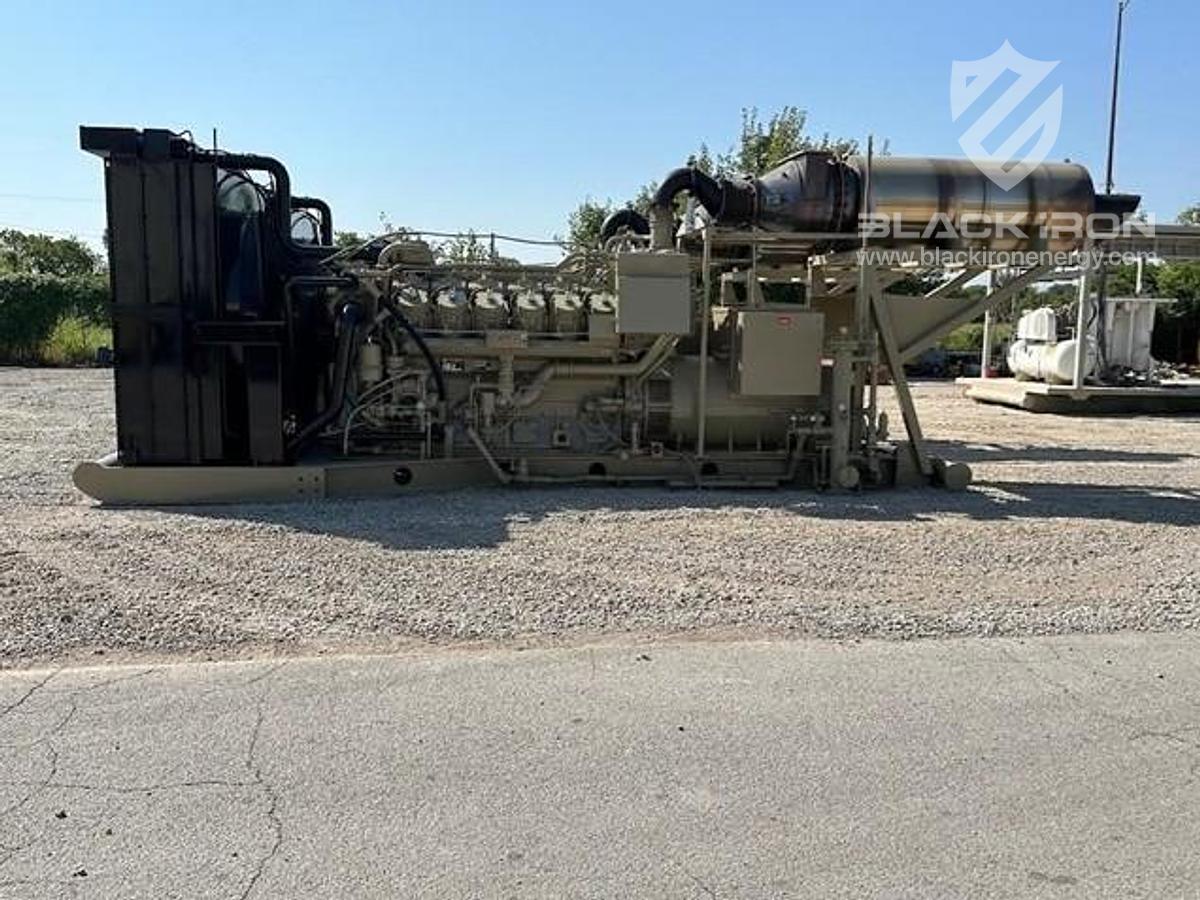 Used 975 kW Waukesha 5794 Natural Gas 480V 60Hz