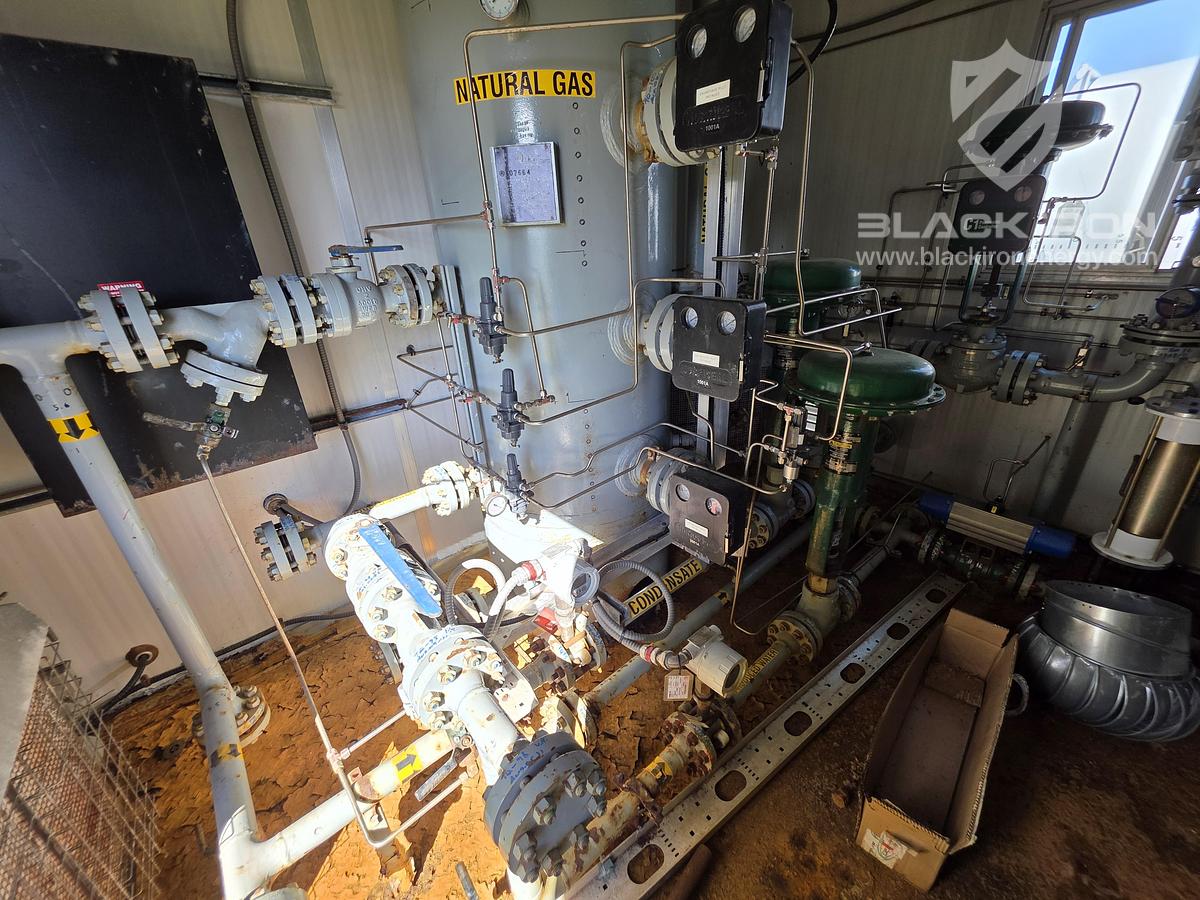 Used 30" x 10', 1440 Psi, Vertical w/ 400BBL Tank - Separator #15068