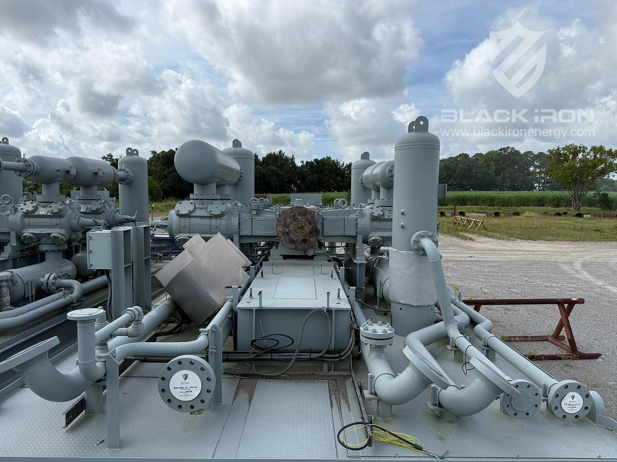 Used Unused 1500 HP CAT EMD KBK/4 3 Stage Sweet (1 of 7)