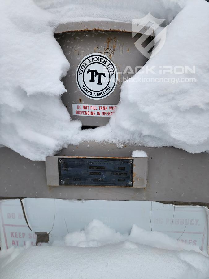 New Surplus Dual 1000 kW Nat Gas/Diesel Genset Package