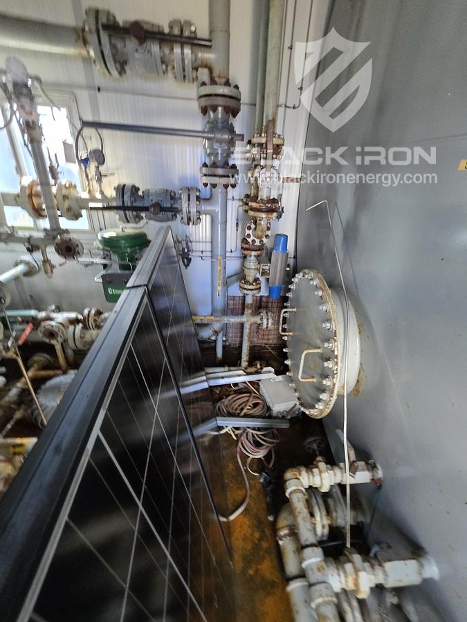 Used ** SALE PENDING ** 30" x 10', 1440 Psi, Vertical w/ 400BBL Tank - Separator #14570