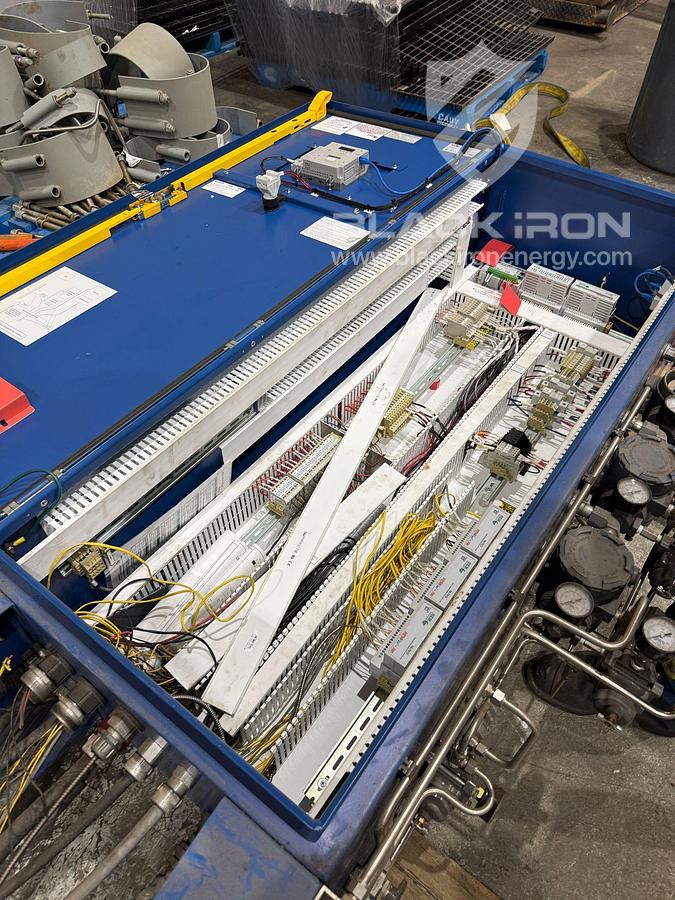 Used REMvue 500S control Panels