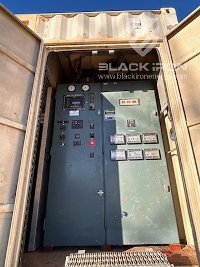 Used 1000 kW Cat XQ1000G Natural Gas Mobile Generator