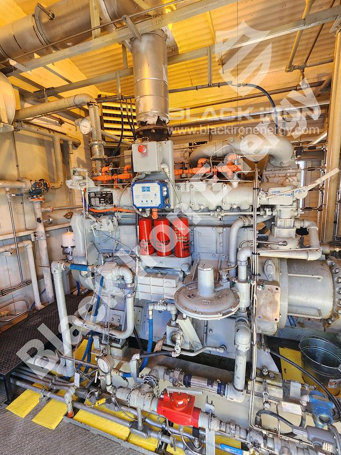 Used 392 hp Waukesha F18GL-LCR Natural Gas Engine c/w Silencer (Tag K-2760)