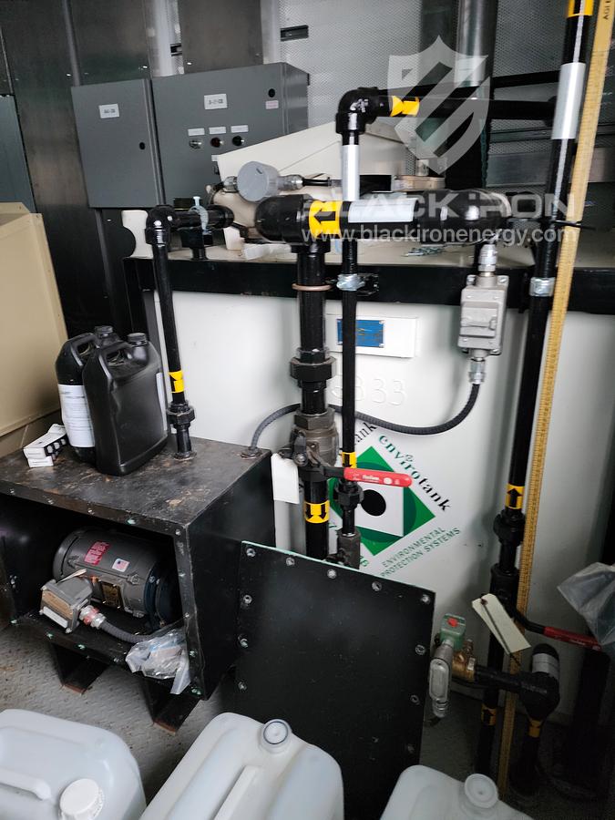 New Surplus Dual 1000 kW Nat Gas/Diesel Genset Package