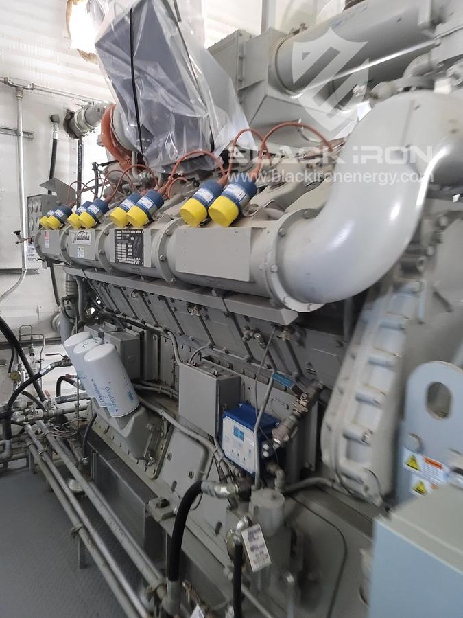 Used P48GL Dual Genset 700KW Nat Gas