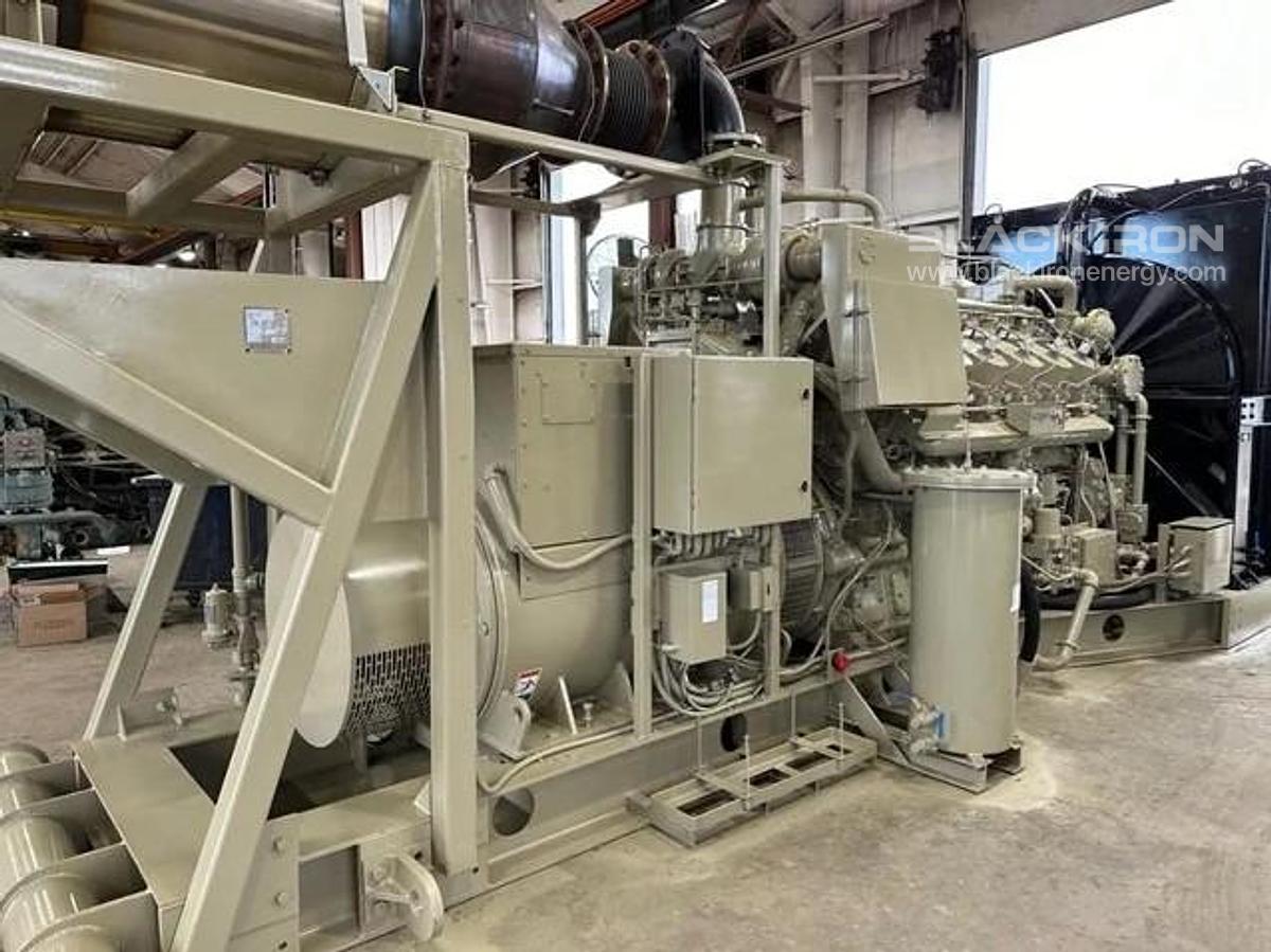 Used 975 kW Waukesha 5794 Natural Gas 480V 60Hz