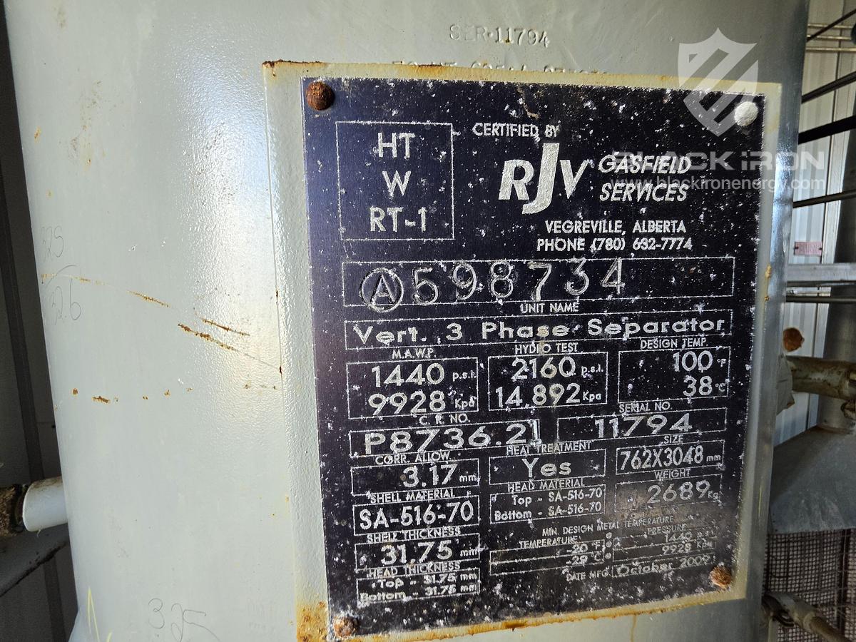 Used ** SALE PENDING ** 30" x 10', 1440 Psi, Vertical w/ 400BBL Tank - Separator #14570