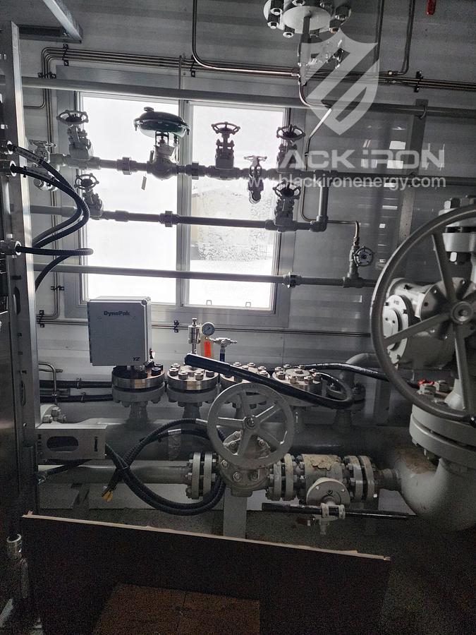 New Surplus 30" OD x 30' S/S x 1415 psig Sour Dehy