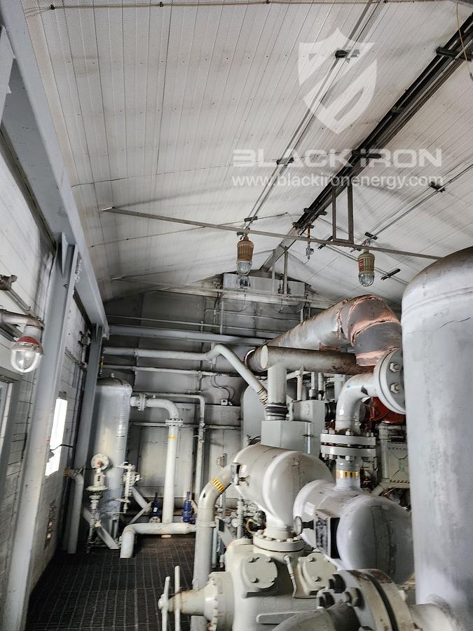 Used Wauk 7042GSI, Ariel JGK4, Reciprocating, 3 stage sweet