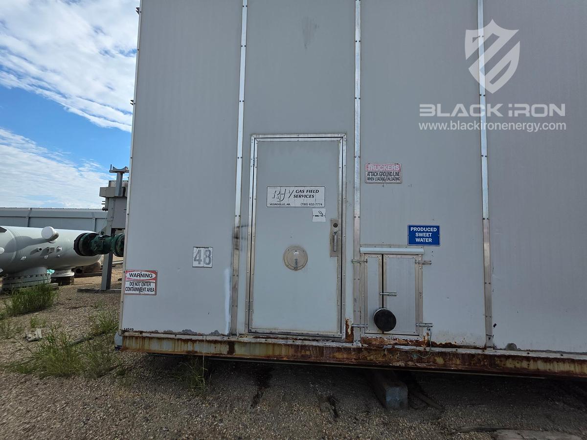 Used 30" x 10', 1440 Psi, Vertical w/ 400BBL Tank - Separator #