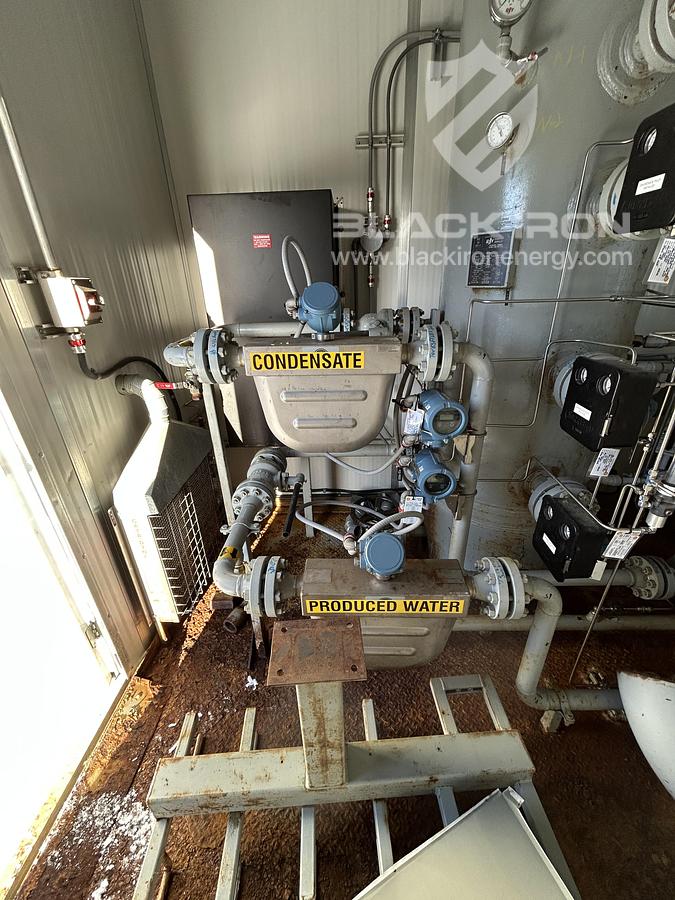 Used 30" x 10', 1440 Psi, Vertical w/ 400BBL Tank - Separator #15484