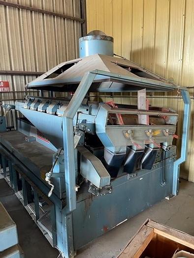 Used Forsberg Line Gravity Table TKV 2000