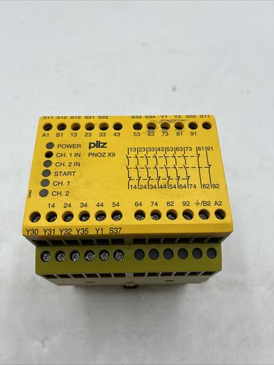 Used Pils PBOZ X9 safety relay 774605