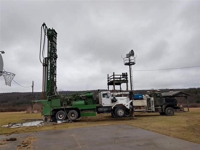 Used 1979 Chicago Pneumatic 700 Drill Rig