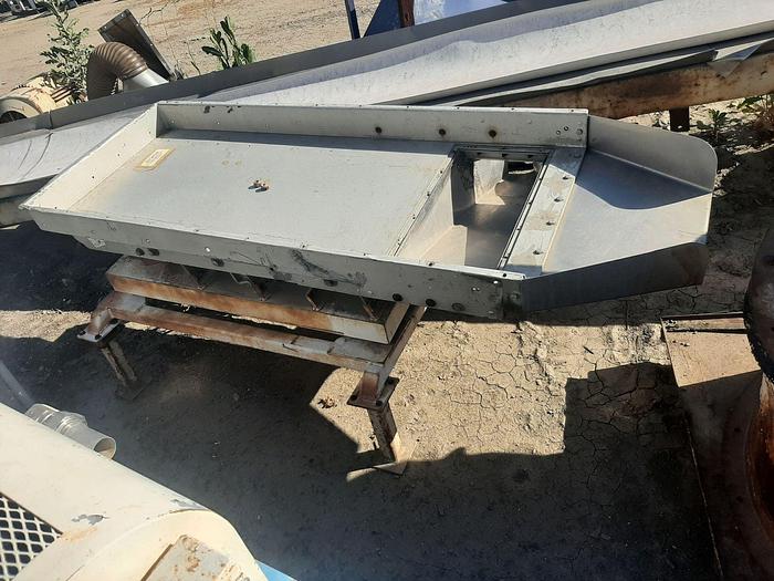 Used Screen, Vibratory, 24" x 54", S/st, Conveyor Unit #S734744