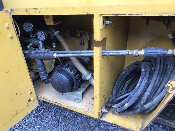 Used 2011 Caterpillar PM-102