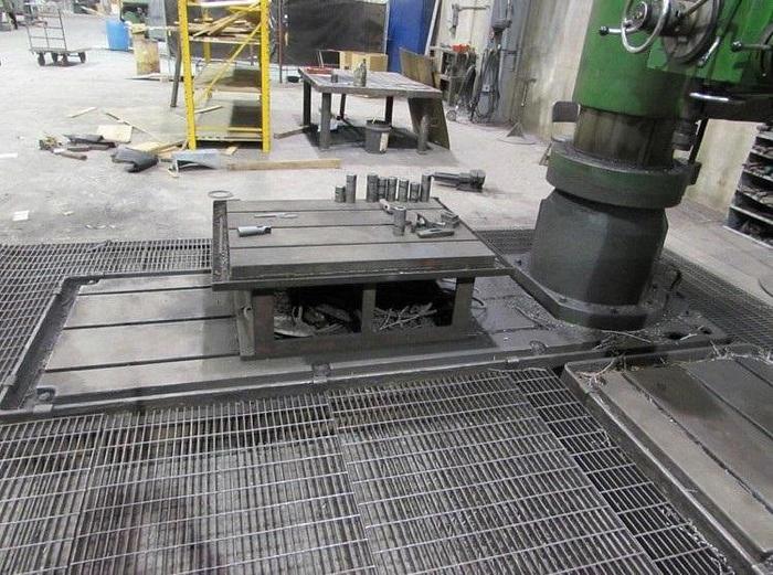 Used Soraluce TR3-2500 Radial Arm Drill