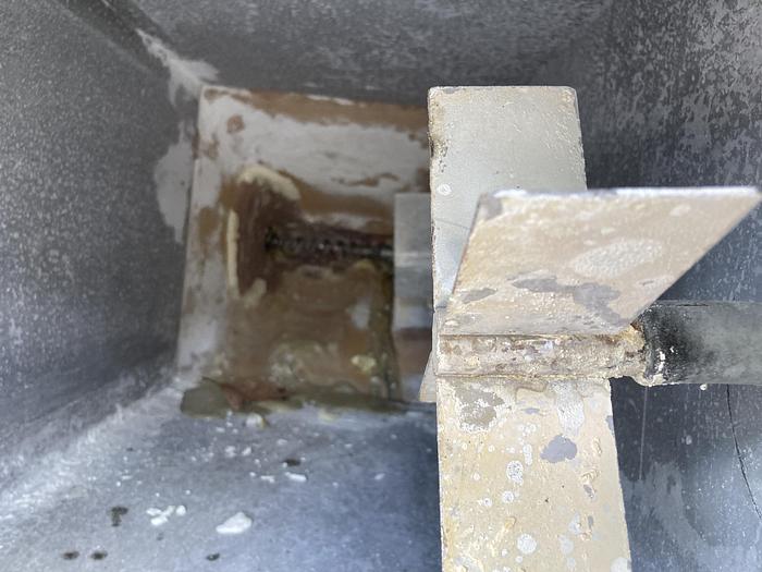 Used Used Accu-rite Dry Material Feeder