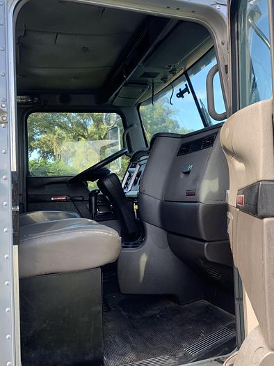 Used 2007 KENWORTH T800 GRAPPLE TRUCK