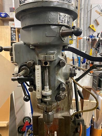 Used Hartford 2S Manual Turret Milling Machine