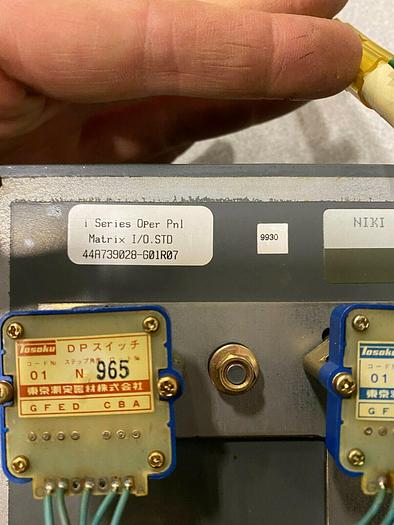 Used FANUC i SERIES OPERATOR PANEL 44A739028-G01R07