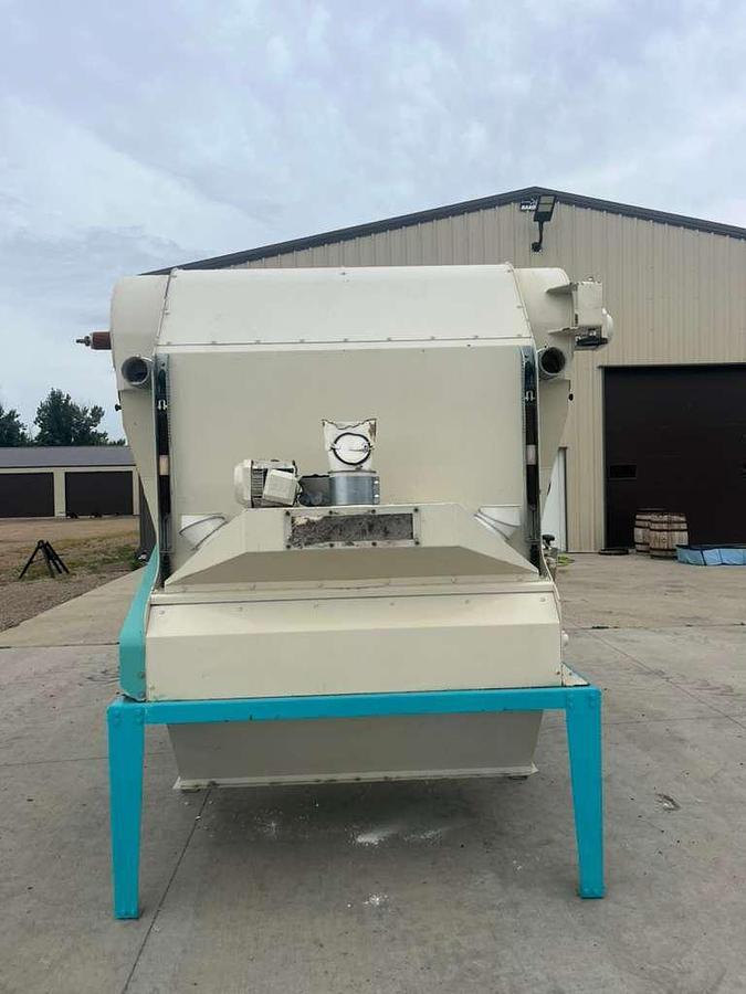 Used BUHLER MVSQ 150 AIR RECYCLE UNITS
