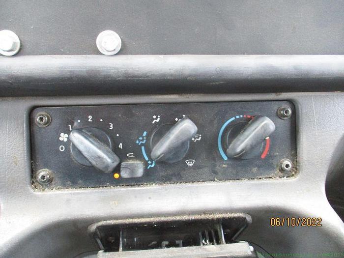 Used 2004 Freightliner M2-106