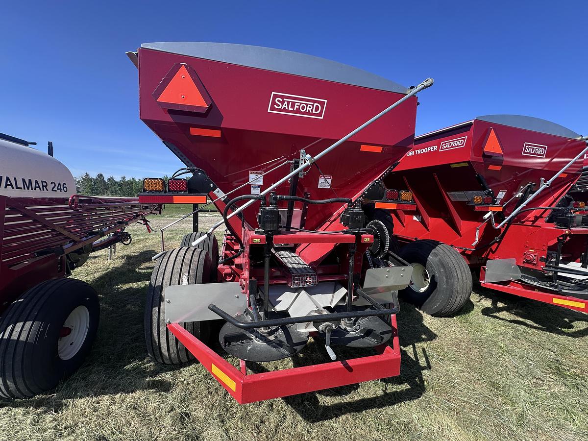 Salford BBI TROOPER Spreader - Fertilizer